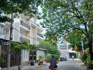 Bán nhà 8x17m, hầm + 3 tầng, đường 10m, nguyễn văn quá, kdc an sương, 14. x tỷ, quận 12