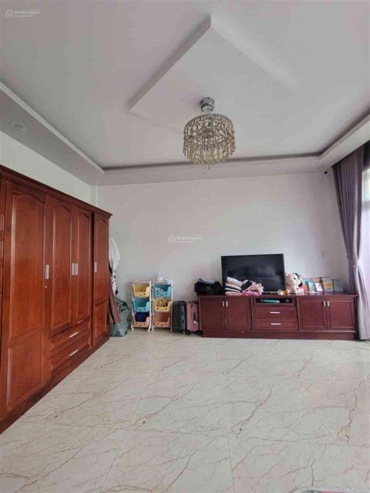Bán nhà 8x17m, hầm + 3 tầng, đường 10m, nguyễn văn quá, kdc an sương, 14. x tỷ, quận 12