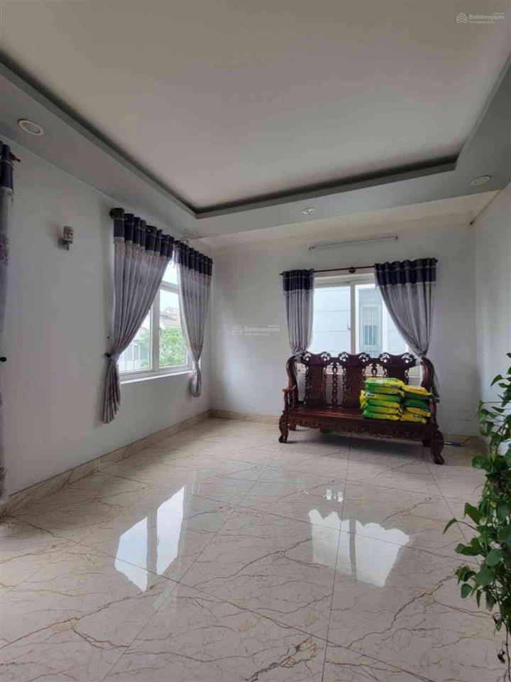 Bán nhà 8x17m, hầm + 3 tầng, đường 10m, nguyễn văn quá, kdc an sương, 14. x tỷ, quận 12