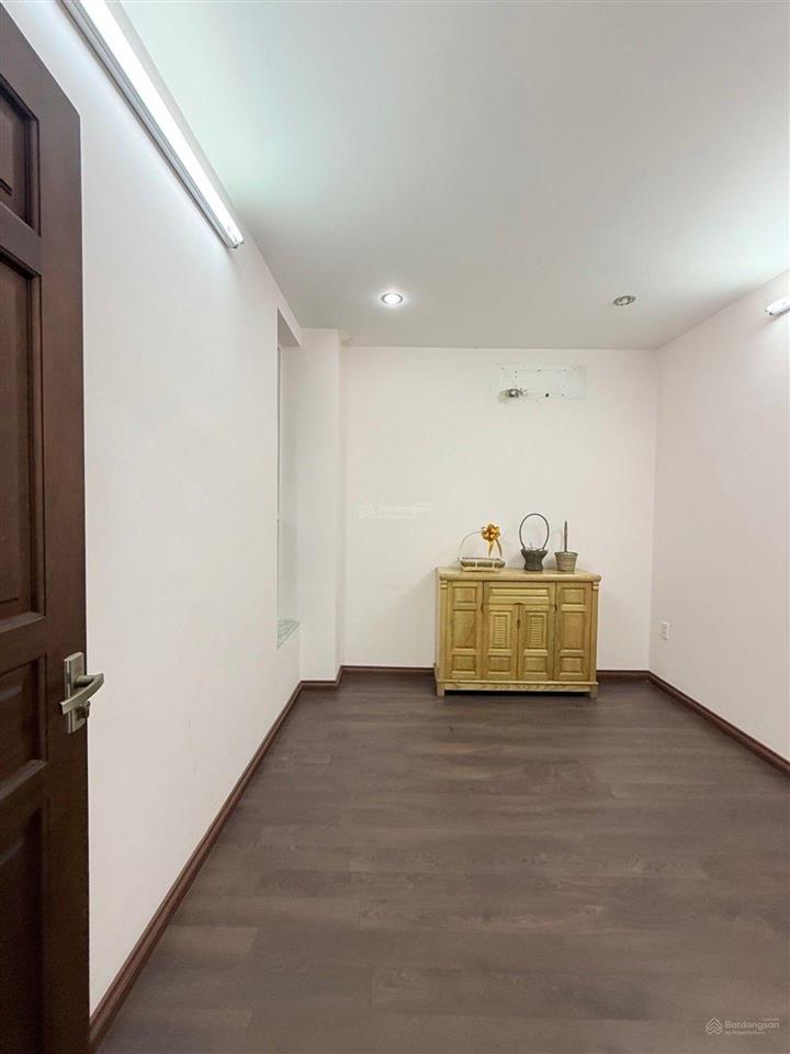 Bán nhà 4 tầng, 5x20m, gần cầu tham lương  trường chinh, đường 12m, giá 12.5 tỷ, quận 12