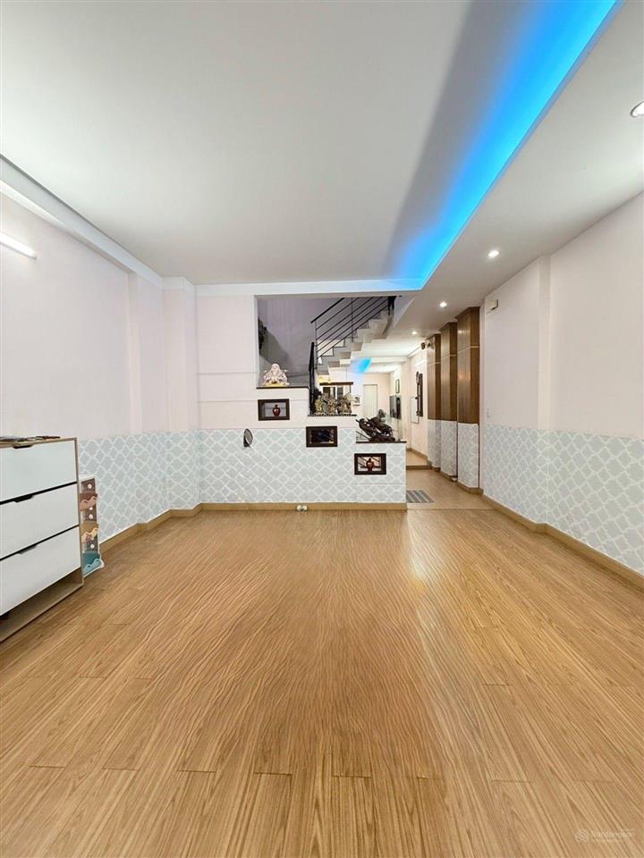 Bán nhà 4 tầng, 5x20m, gần cầu tham lương  trường chinh, đường 12m, giá 12.5 tỷ, quận 12