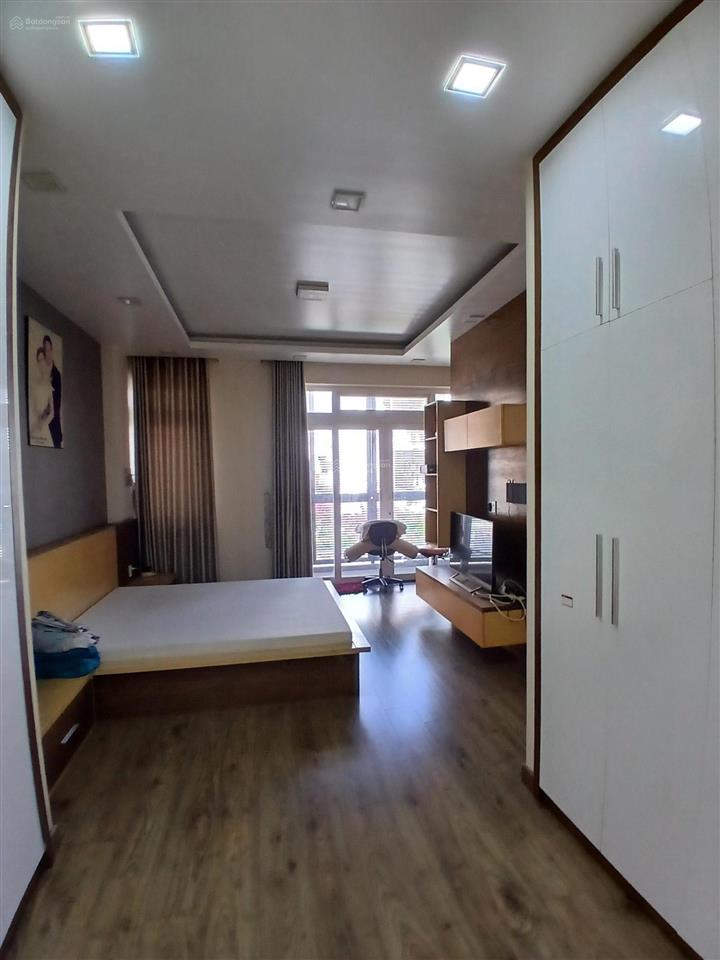 Bán biệt thự 3 tầng, 7x26m, gần trường chinh, đường 6m, giá 14 tỷ, quận 12
