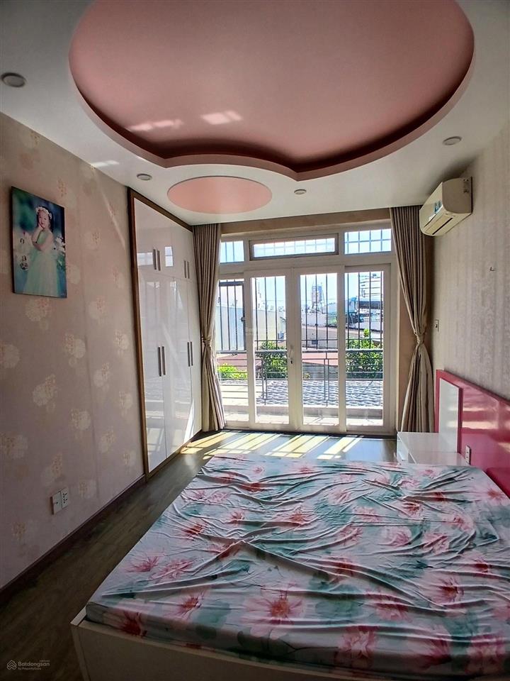 Bán biệt thự 3 tầng, 7x26m, gần trường chinh, đường 6m, giá 14 tỷ, quận 12