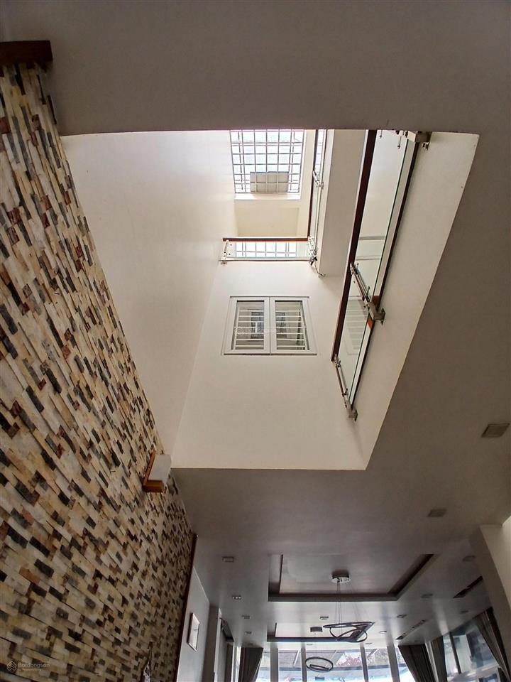 Bán biệt thự 3 tầng, 7x26m, gần trường chinh, đường 6m, giá 14 tỷ, quận 12