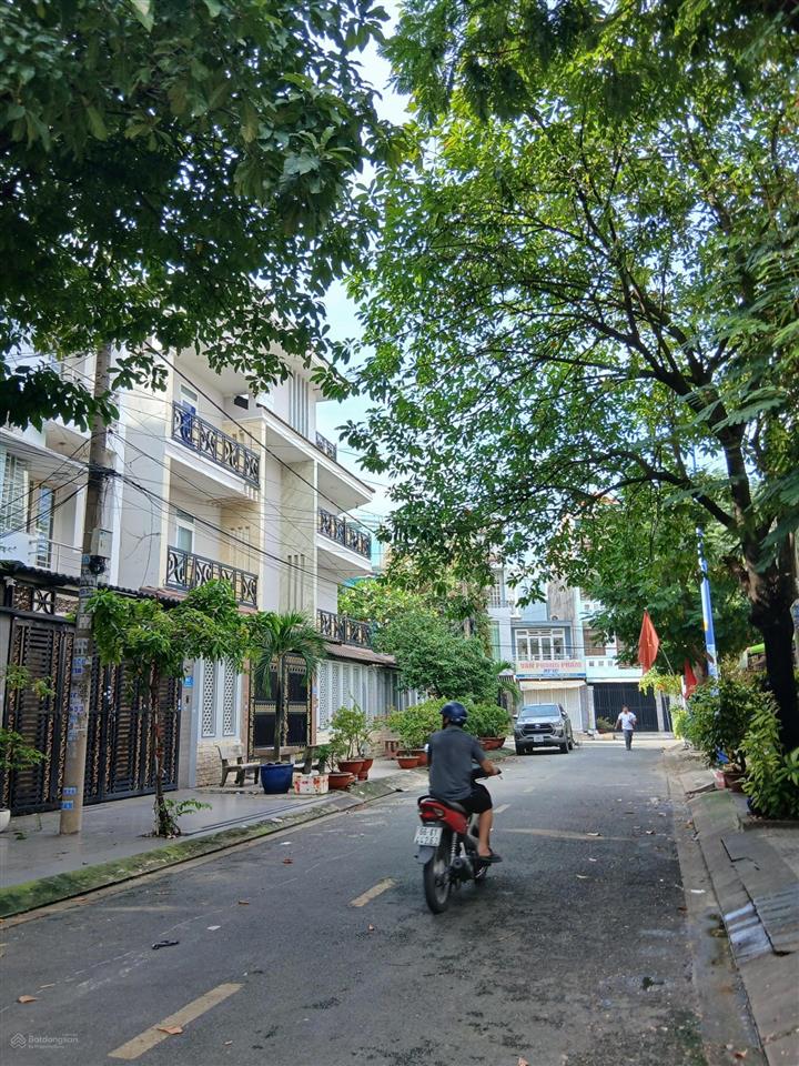 Bán dãy trọ 5x20m, khu 10 hecta  đường dương thị giang, quận 12. giá 8.8 tỷ