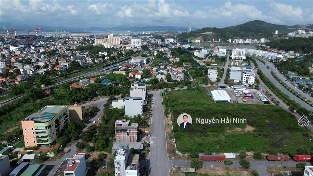 Chính chủ bán ô đất khu đô thị nam ga trung tâm dân cư, trục đường to hướng nam, 110m2 sẵn sổ