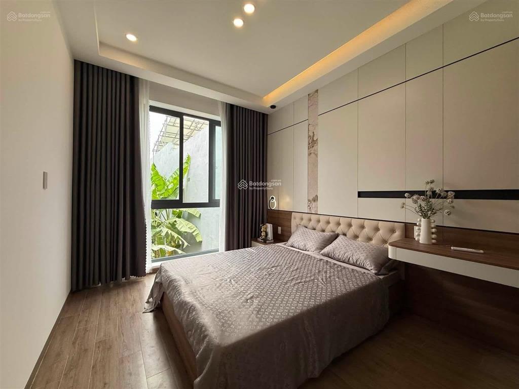 Bán nhà 4 tầng 70m2 trên 4ty, hxh 7m gần trục #ql13, p.hiệp bình phước, thủ đức, gần trg đh luật