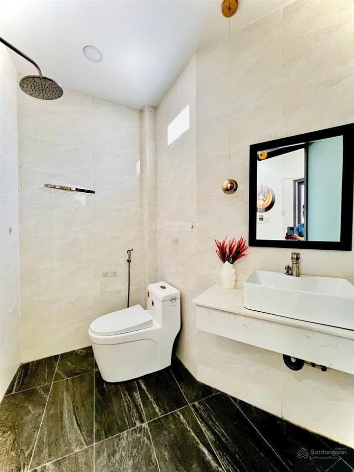 Bán nhà 4 tỷ 1/hẻm xe hơi 5m cmt8, p. hòa hưng mới, ngang 5m siêu hiếm, 3wc, 3pn