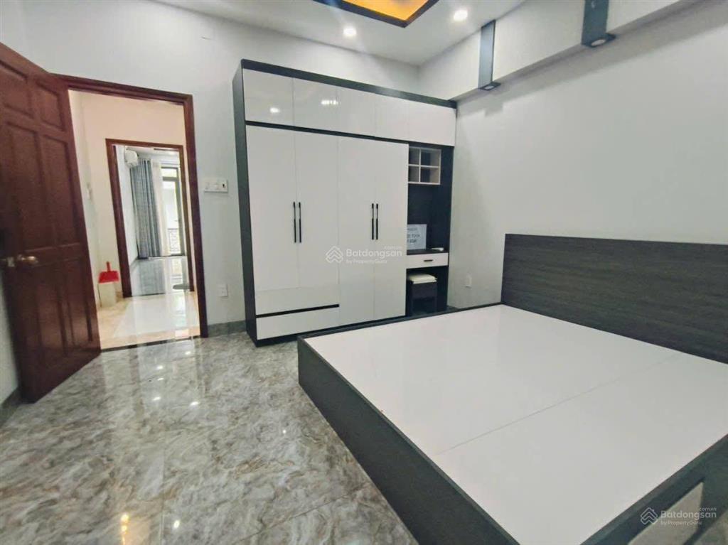 Bán nhà 4 tầng/ 4 tỷ/ 48m2/ 4 phòng ngủ/ 4 wc/ nhà cmt8, p. hòa hưng