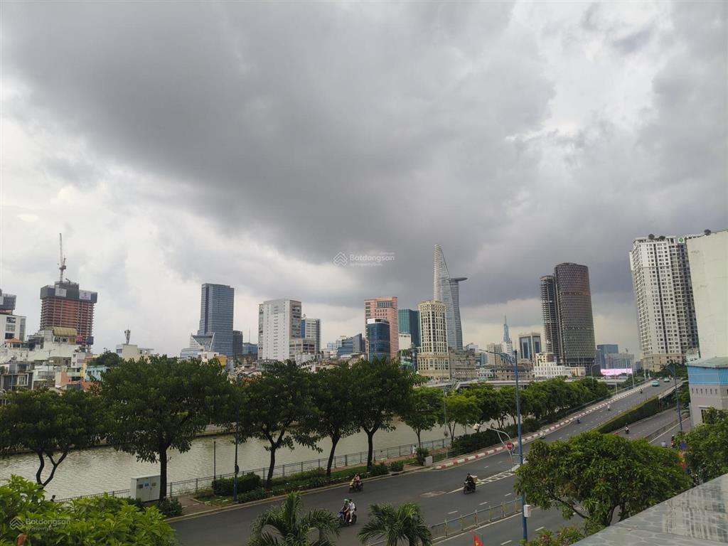 View pháo hoa q1  giá thật! cho thuê ngay gấp ở ngay studio 1pn1wc 32m2 ở hoặc kinh doanh được!