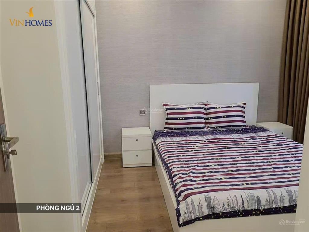 Giá tốt! chính chủ bán gấp căn 2pn2wc view sông, 80m2, tầng trung, tháp trung tâm, htro vay