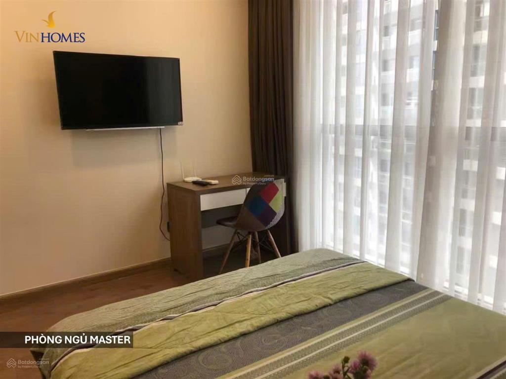 Giá tốt! chính chủ bán gấp căn 2pn2wc view sông, 80m2, tầng trung, tháp trung tâm, htro vay