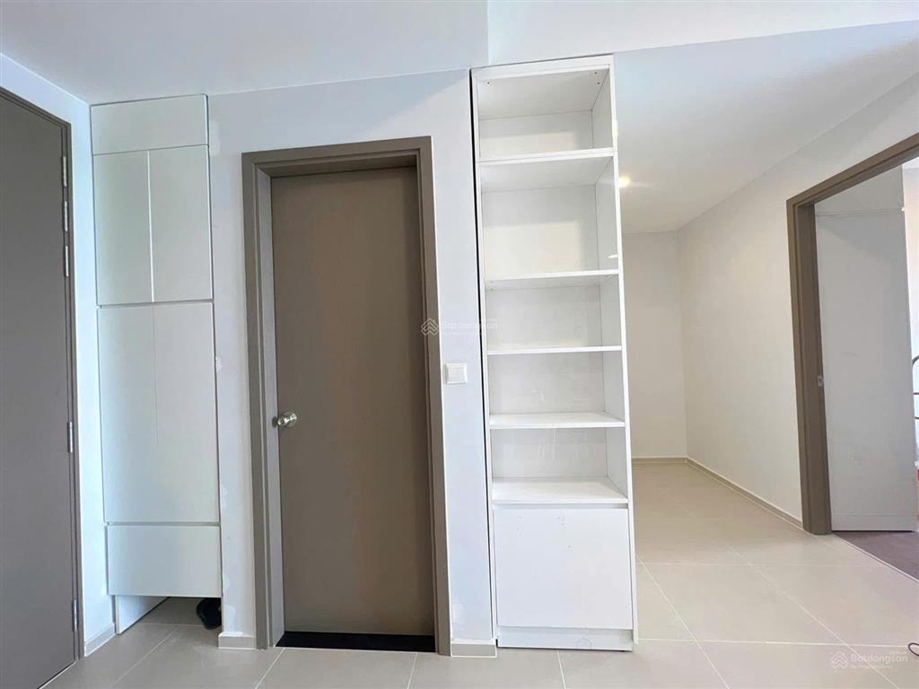 Giá gấp! bán căn hộ 2pn2wc 69m2 có sổ ban công lớn, căn góc view nội khu, full nội thất giá 3,4 tỷ