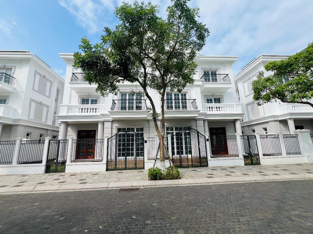 Duy nhất 1 cặp BTSL view công viên