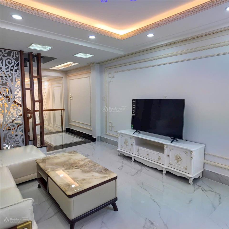 Nhà phố pearl riverside phú định quận 8