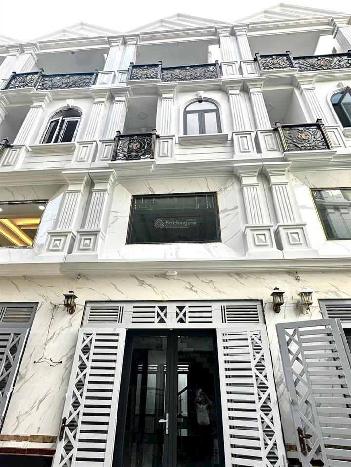 Nhà phố pearl riverside phú định quận 8