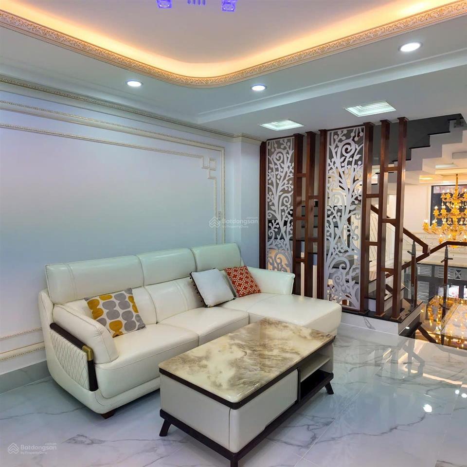 Nhà phố pearl riverside phú định quận 8