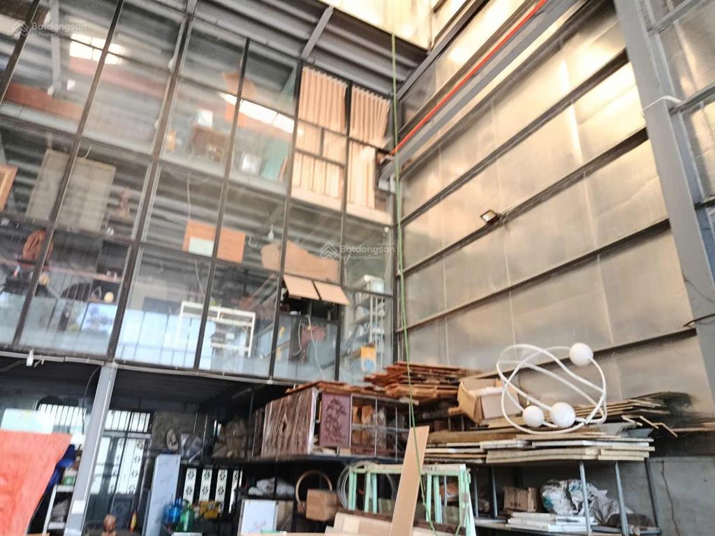 Mặt tiền đinh liệt  250m ngang 10m  full kho xưởng sẵn  cạnh bến xe trung tâm  chỉ 19 tỷ