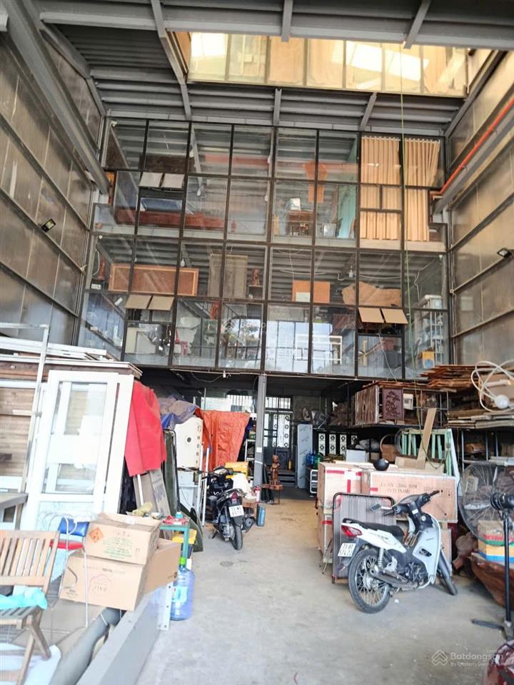 Mặt tiền đinh liệt  250m ngang 10m  full kho xưởng sẵn  cạnh bến xe trung tâm  chỉ 19 tỷ