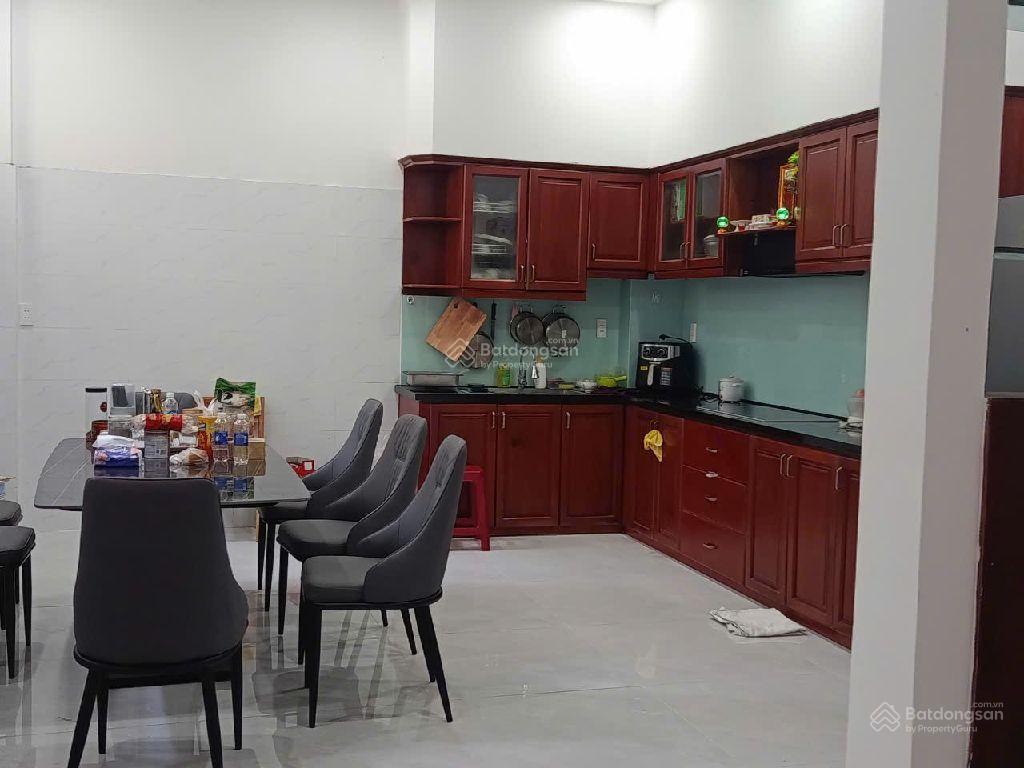 Mặt bằng kinh doanhmặt tiền thái phiênnhà 4 tầng có thang máytrung tâm đà nẵng hiếm có khó tìm.