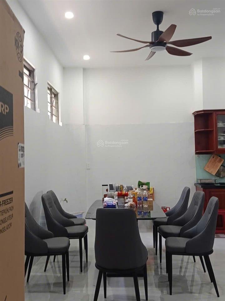 Mặt bằng kinh doanhmặt tiền thái phiênnhà 4 tầng có thang máytrung tâm đà nẵng hiếm có khó tìm.