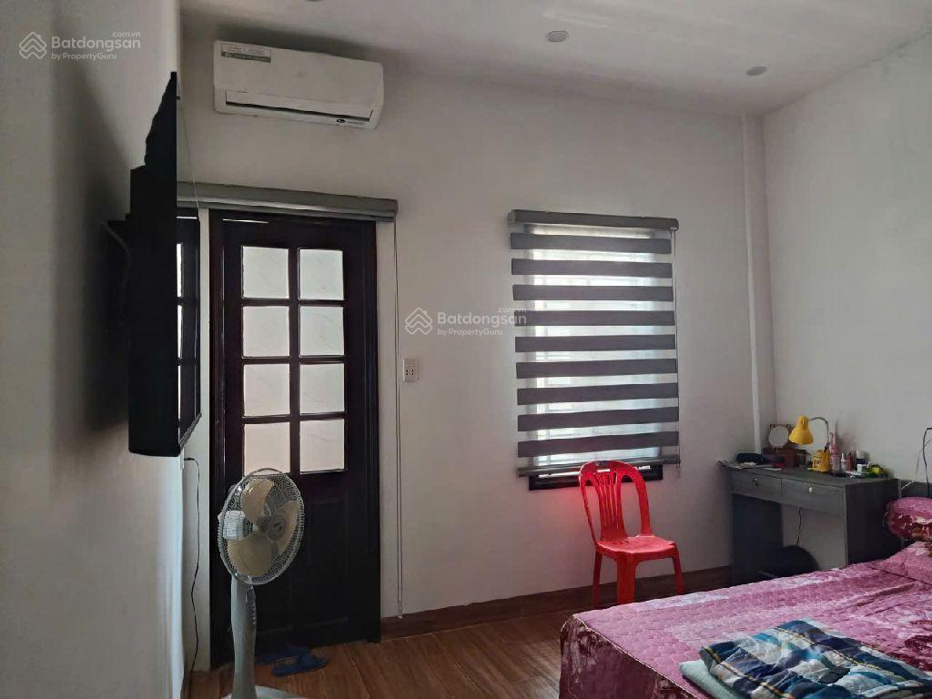 Mặt bằng kinh doanhmặt tiền thái phiênnhà 4 tầng có thang máytrung tâm đà nẵng hiếm có khó tìm.