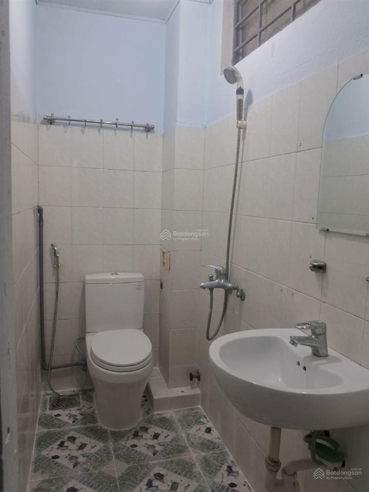 Mặt tiền hoàng hoa thám 112 mmua 1 được 2 nhà 3 tầngdòng tiền 17 triệu/ tháng giá chỉ 17 tỷ tl
