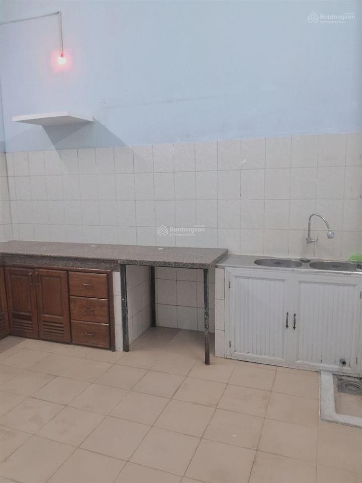 Mặt tiền hoàng hoa thám 112 mmua 1 được 2 nhà 3 tầngdòng tiền 17 triệu/ tháng giá chỉ 17 tỷ tl
