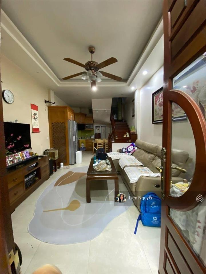 Bán nhà phố cổ phùng hưng xách vali vào ở luôn 45m2, 6 tầng, mặt tiền 4m, giá 19.4 tỉ, ngõ rộng