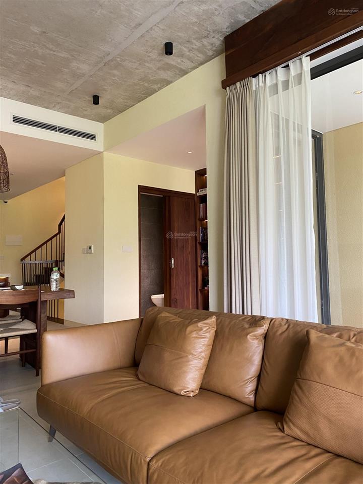 Chính chủ cần bán nhanh căn villa full nội thất ngay cạnh rừng dừa 7 mẫ