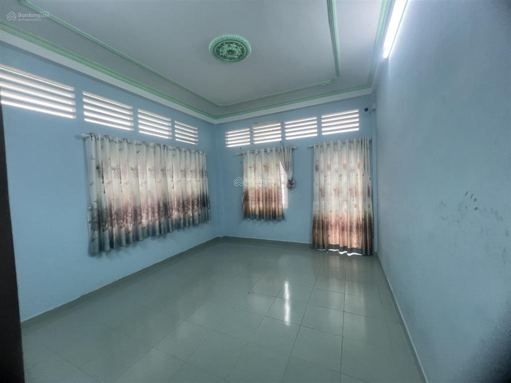 Cho thuê nguyên căn nhà huỳnh văn bánh, phú nhuận 9x9m, 4 tầng, 5pn giá 29 triệu/tháng