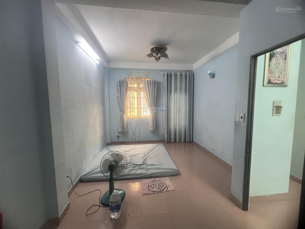 Cho thuê nguyên căn nhà huỳnh văn bánh, phú nhuận 9x9m, 4 tầng, 5pn giá 29 triệu/tháng