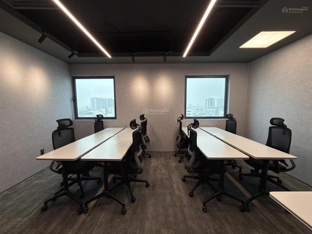 Văn phòng etown  364 cộng hòa, tân bình, 48m2 giá 48 triệu/tháng full nội thất như hình
