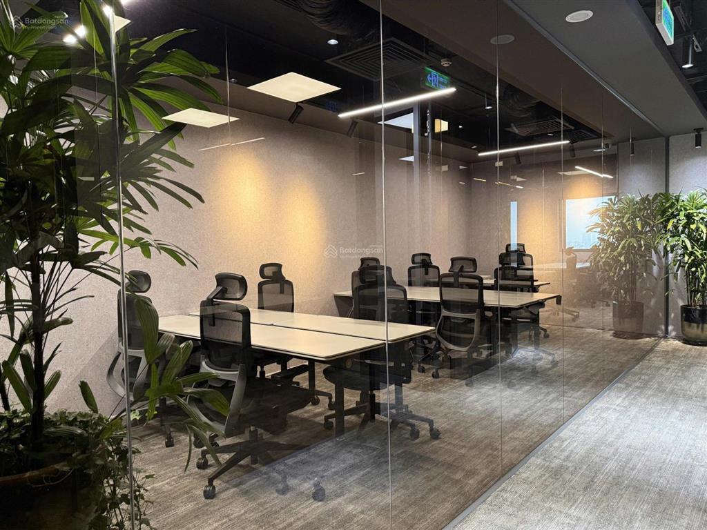 Văn phòng etown  364 cộng hòa, tân bình, 48m2 giá 48 triệu/tháng full nội thất như hình