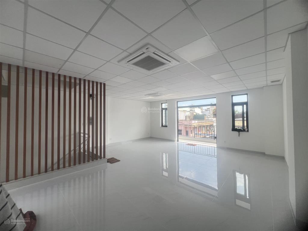 Mặt tiền 332a nguyễn sơn, tân phú, 8x13m, 3 tầng, giá 95 triệu/tháng, nhà mới trống suốt