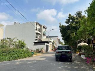 Chính chủ cần chuyển nhượng lô đất tặng kèm nhà cấp 4, diện tích 76m2, giá chỉ nhỉnh 2tỷ tại tân xã