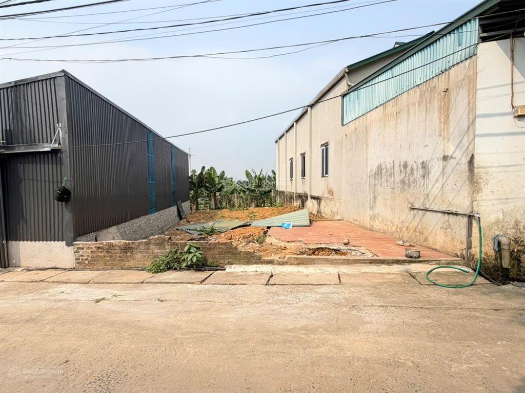 Duy nhất 1 lô đất 100m², giá chỉ 1,95 tỉ trung tâm hòa lạc