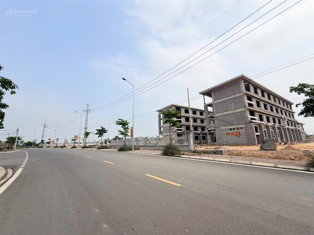 Duy nhất 1 lô đất 100m², giá chỉ 1,95 tỉ trung tâm hòa lạc