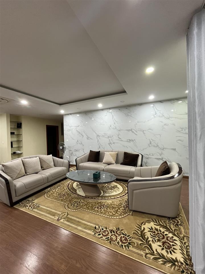Siêu phẩm hoàng cầu skyline tầng trung diện tích 129m2, chỉ 128 tr/m2