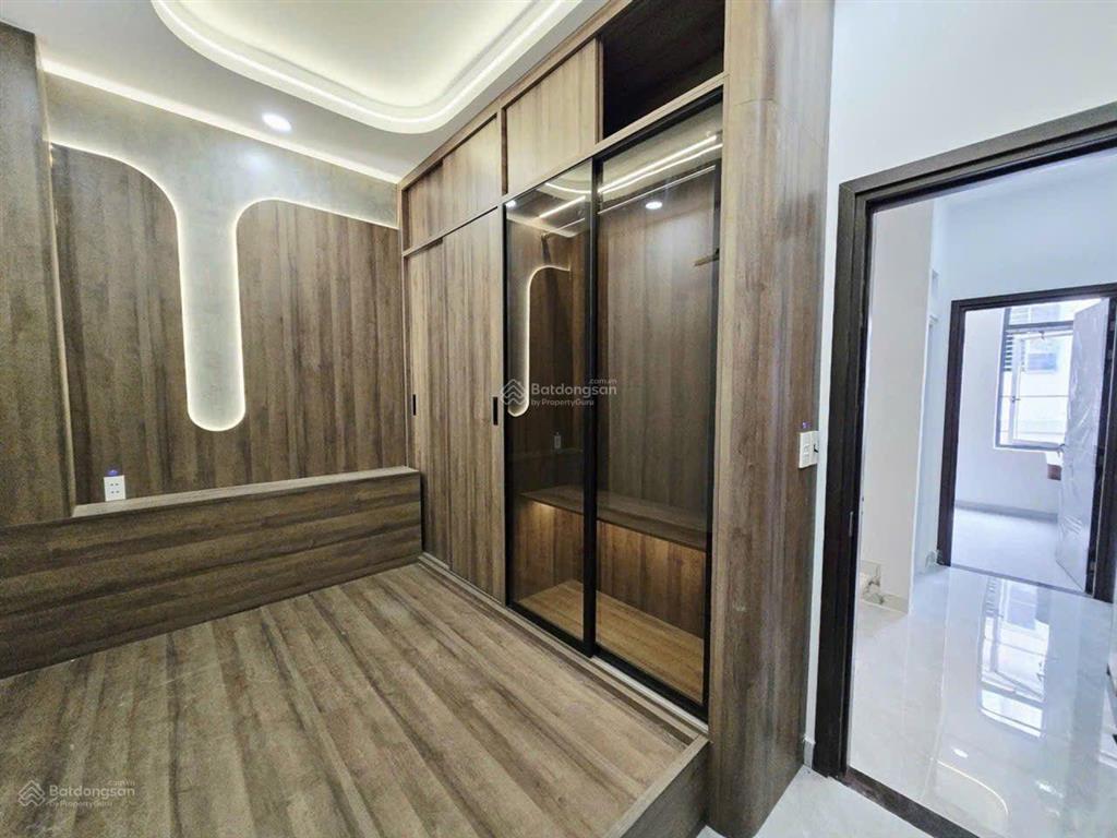Nhà đẹp 4 tầng ngay gò xoài gần chợ hẻm ôtô thông chỉ nhỉnh nhẹ 5t