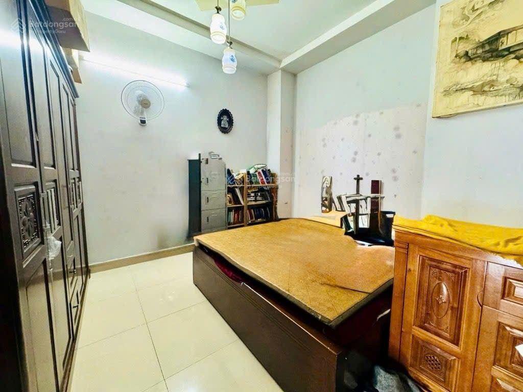 Nhà 3 tầng hẻm ôtô thông gần aeon tân phú 60m2 nhỉnh 5 tỷ