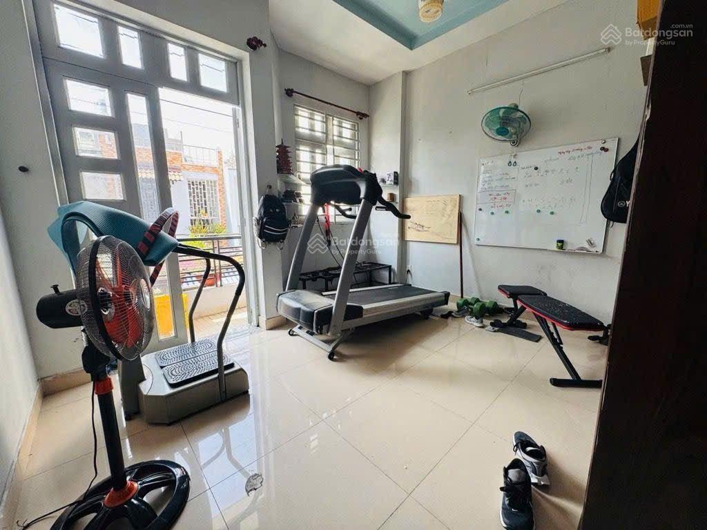 Nhà 3 tầng hẻm ôtô thông gần aeon tân phú 60m2 nhỉnh 5 tỷ