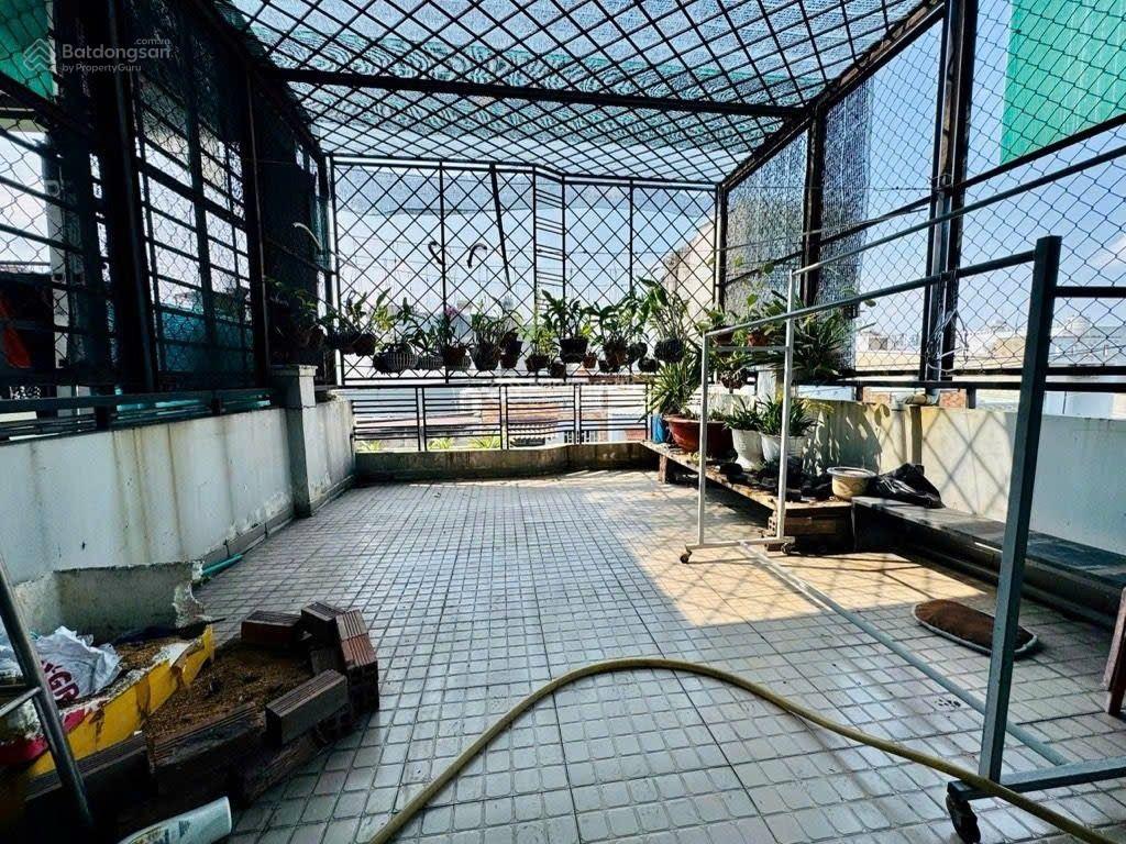 Nhà 3 tầng hẻm ôtô thông gần aeon tân phú 60m2 nhỉnh 5 tỷ