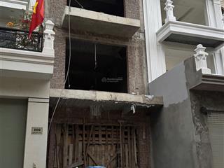 Bán nhà số 100 mặt phố hoàng ngọc phách giá thỏa thuận, 100m2, xây thô 5 tầng, đông nam