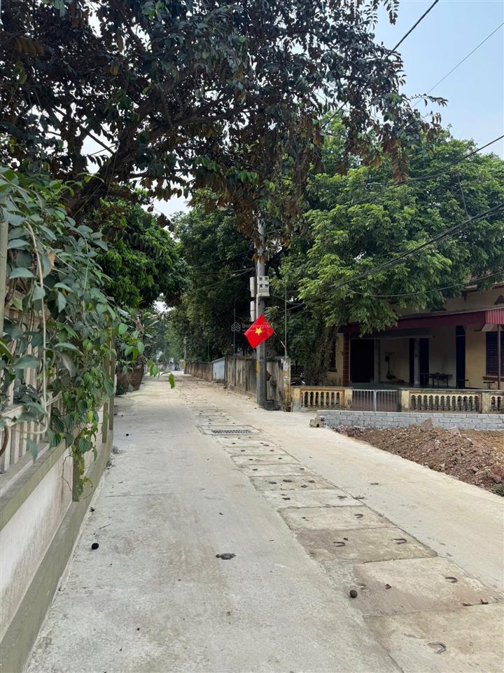 Mình có lô trung tâm sơn tây bán cắt lỗ tỉ 8