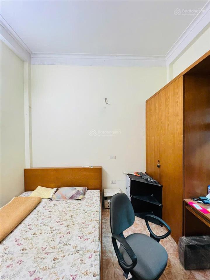 Nhà đẹp nguyễn công hoan, ngõ 3 gác tránh, 10m ra phố, nhà dân xây tặng full nội thất, 45m2*5t