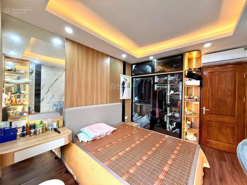Siêu phẩm phố ngọc hà, 10m ra đường ô tô, 6 tầng thang máy mới xây, ngõ thông, diện tích 43m2