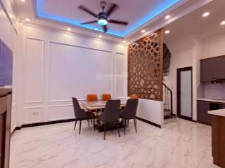 Hiếm! phố văn cao, ngõ thông 4 chỗ đỗ gần, kinh doanh, 60m ra mặt phố, nhà mới đẹp, full nt 40m2*5t