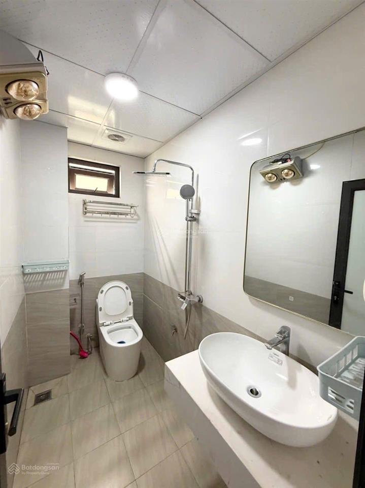 Nhà đẹp phố kim mã, ngõ thông tứ tung, nhà dân xây kcbt, vuông đẹp, 45m2*5t