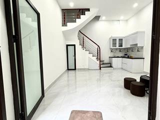 Nhà vip phố đội cấn, 50m ra phố, vài bước chân ra hồ đầm tròn, 3 gác tránh, nhà kcbt, 31m2*5t